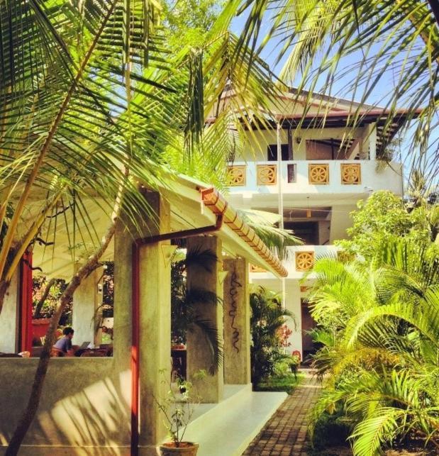 Sunil Garden Guesthouse Unawatuna Exterior foto