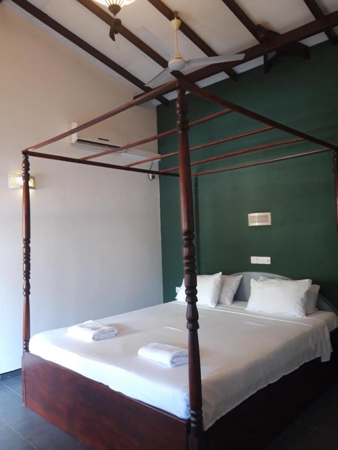 Sunil Garden Guesthouse Unawatuna Exterior foto