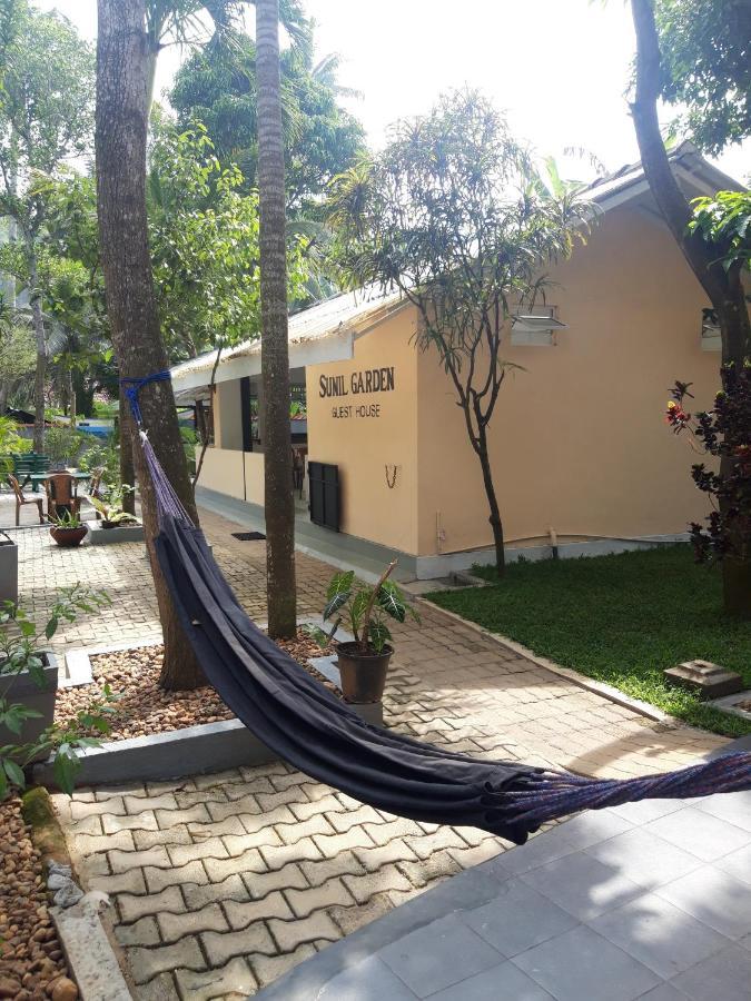 Sunil Garden Guesthouse Unawatuna Exterior foto