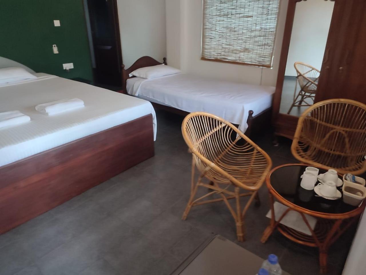 Sunil Garden Guesthouse Unawatuna Exterior foto